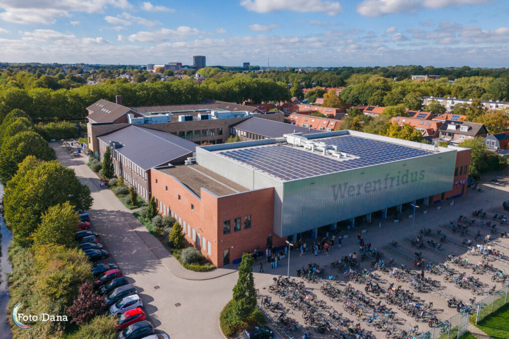 Dronefoto scholengemeenschap in Hoorn